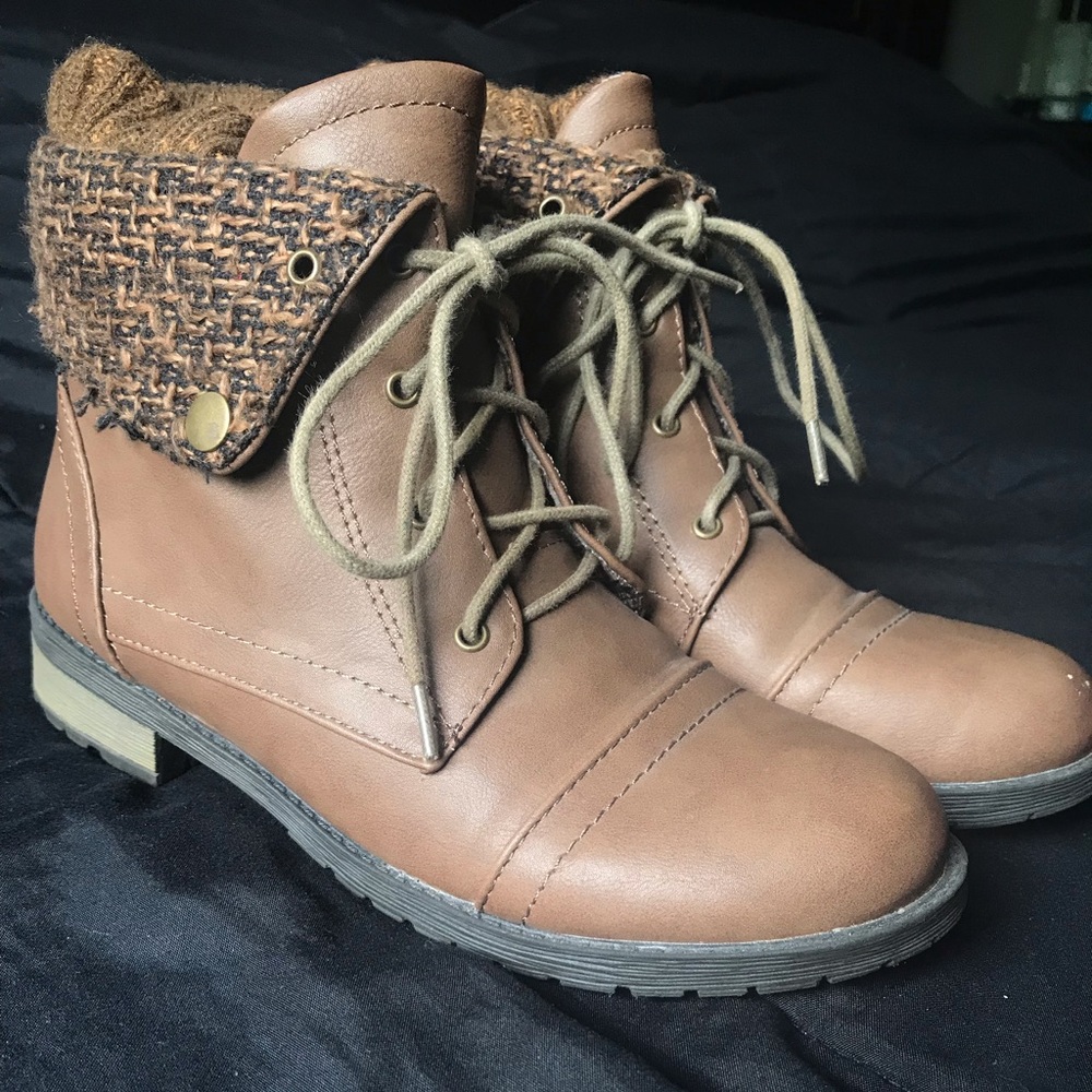 Brown Combat boots